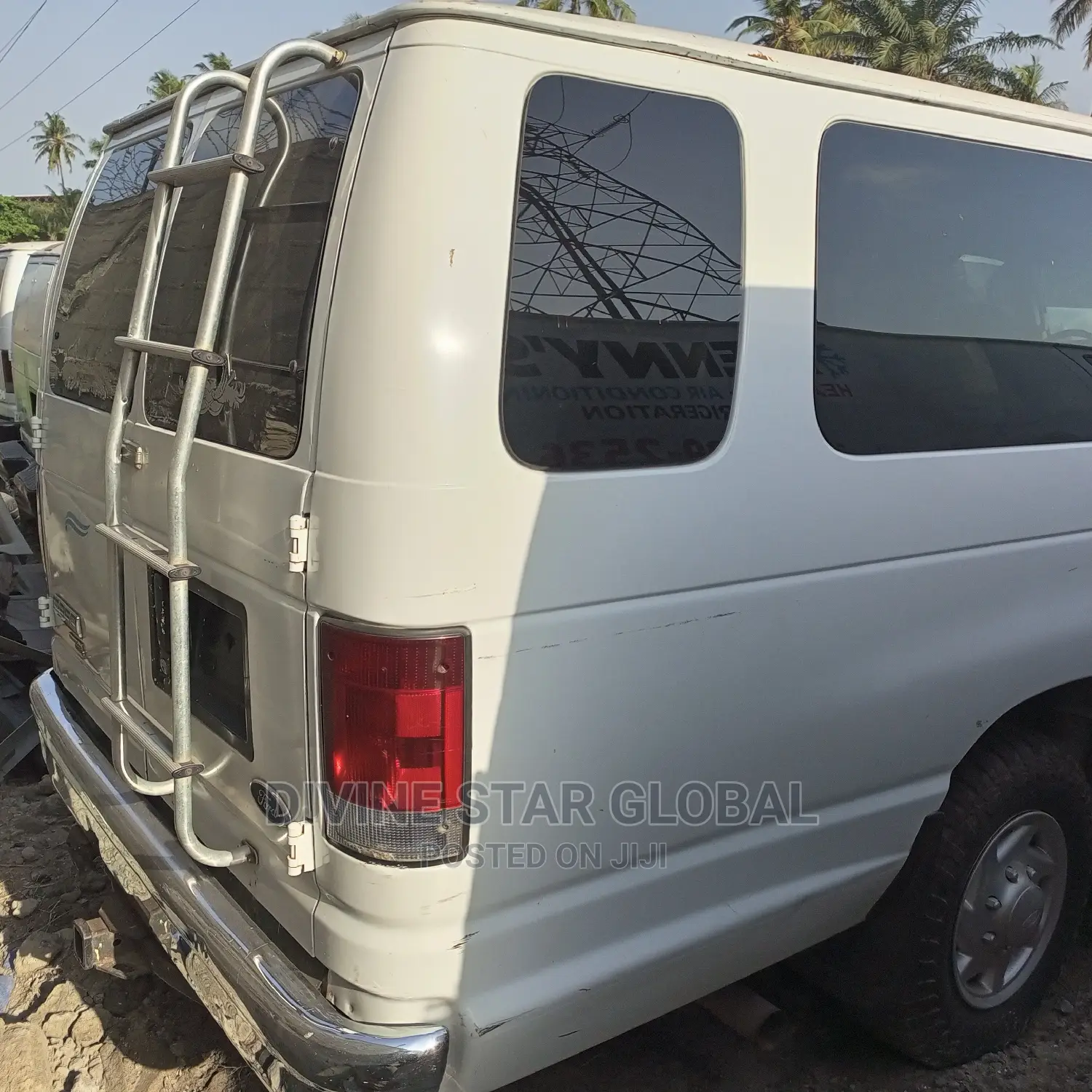 Ford E350 2010 White