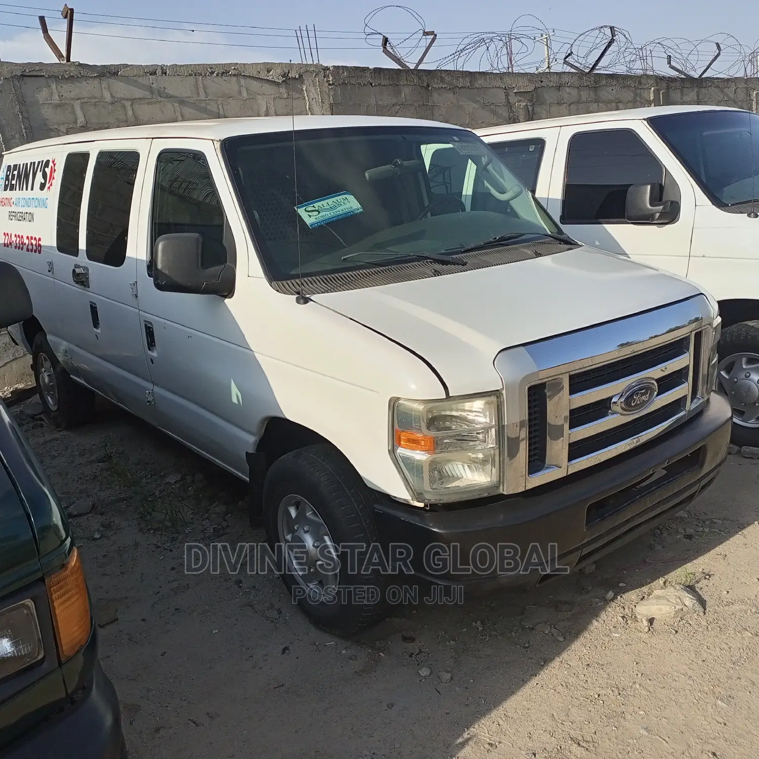Ford E350 2010 White