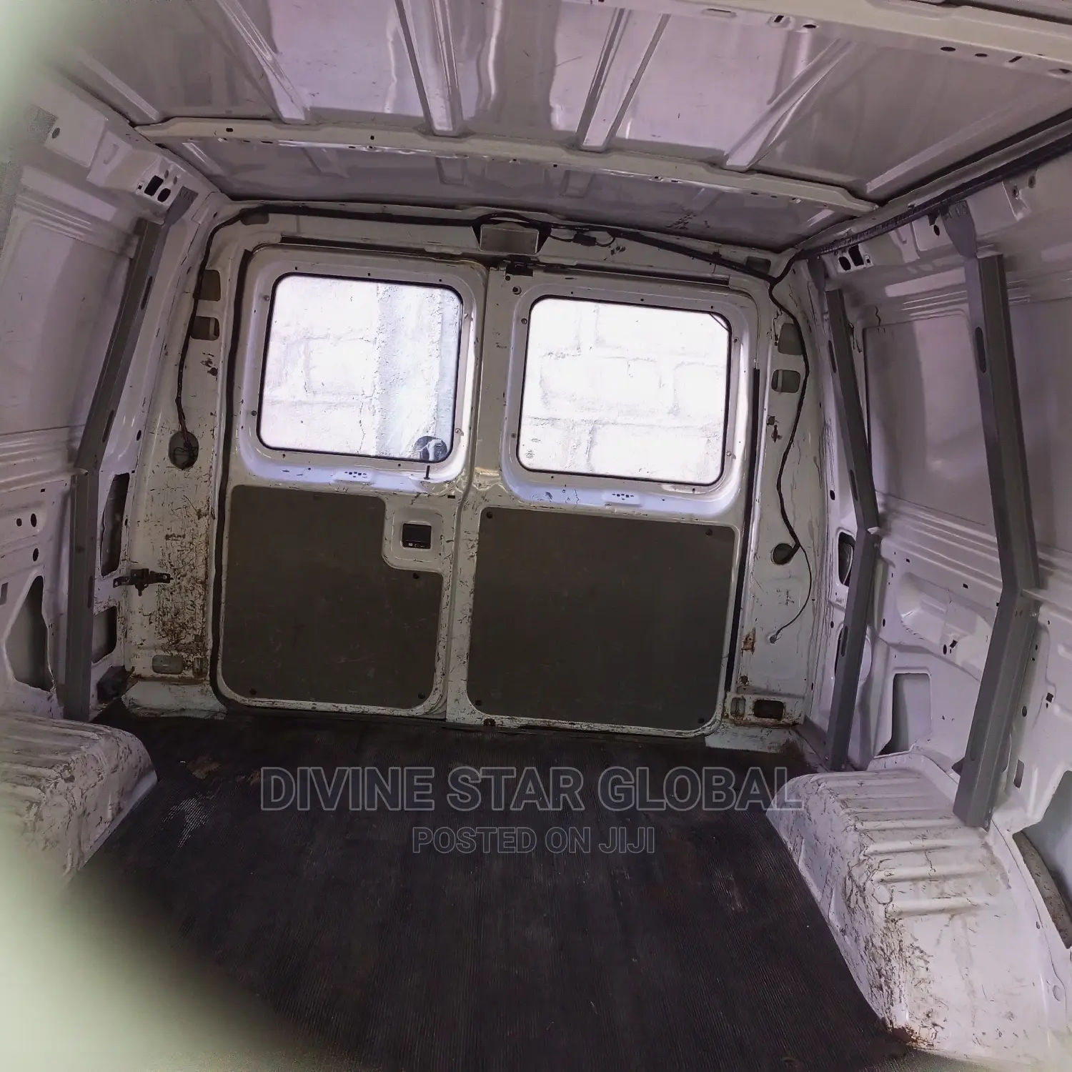 Ford E350 2008 White