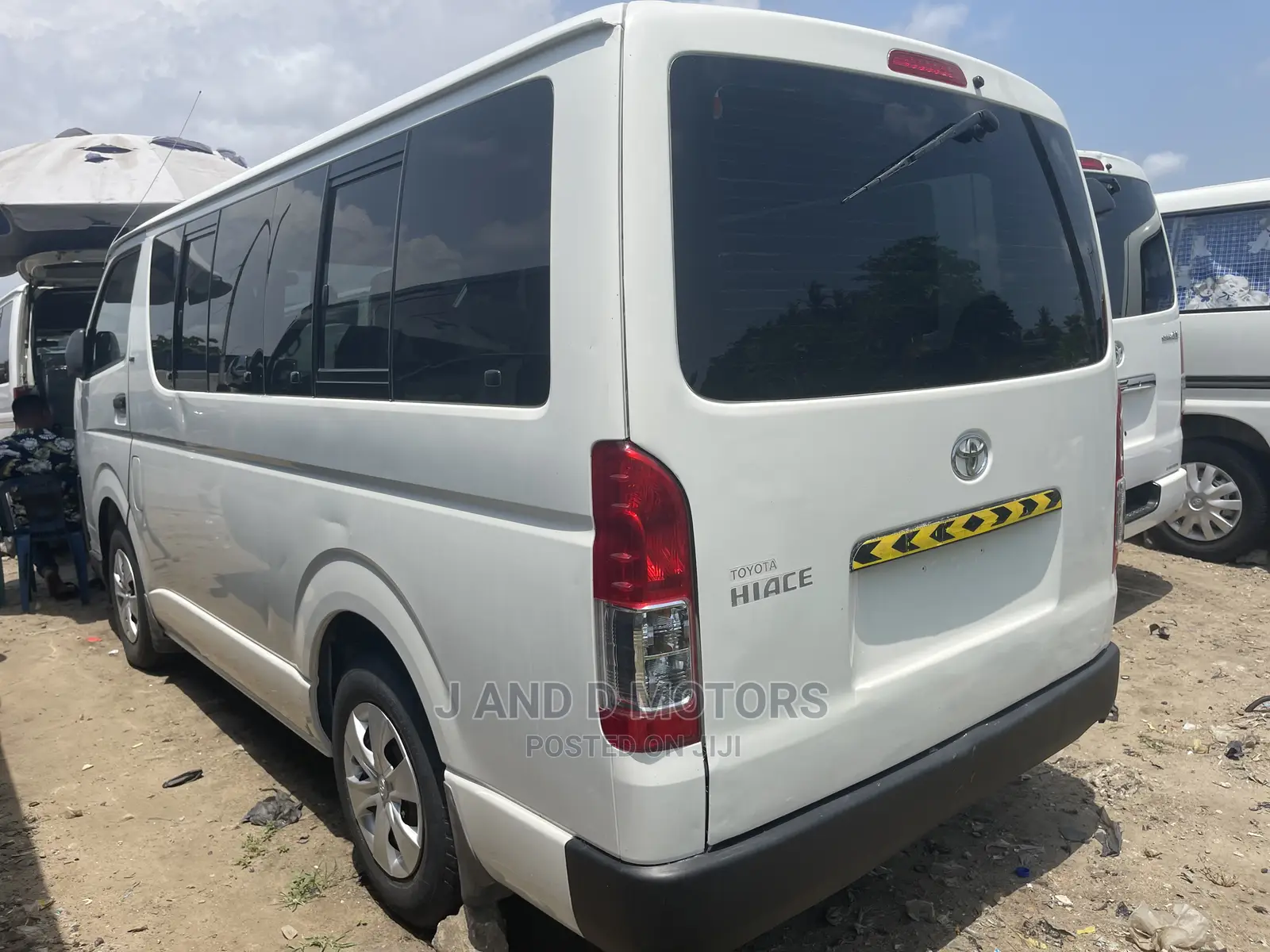 Toyota HiAce 2010 White