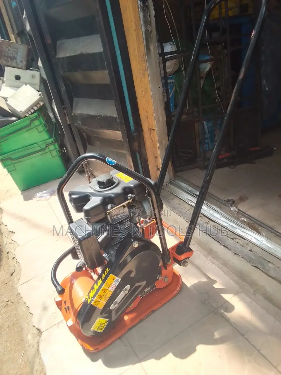 Plate Compactor Makita