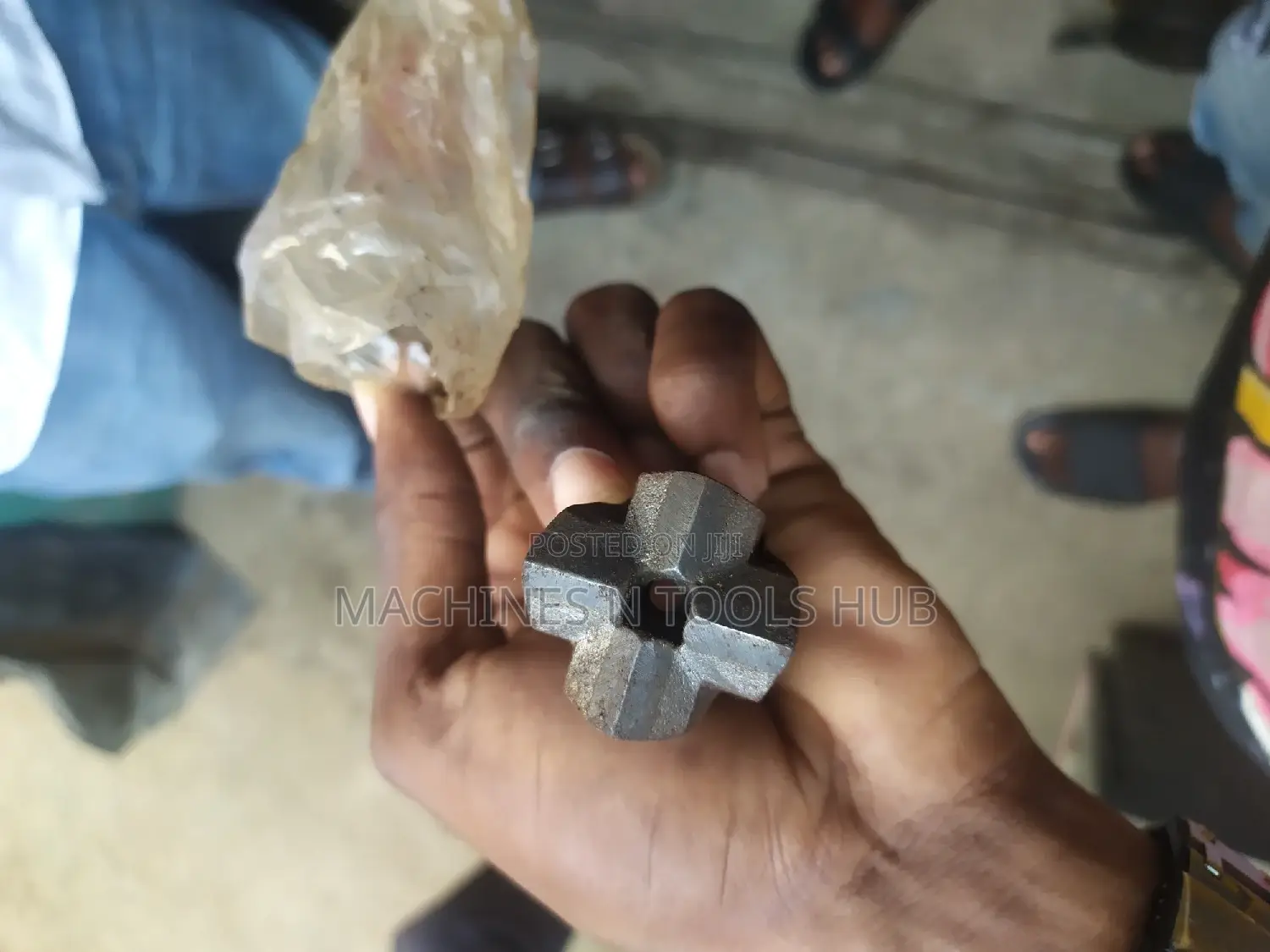 Rock Drilling Bit
