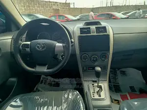 Toyota Corolla 2013 Black