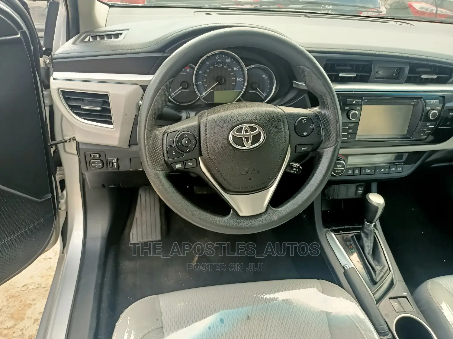 Toyota Corolla 2015 Silver