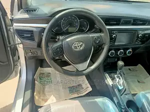 Toyota Corolla 2016 Silver