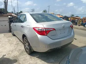 Toyota Corolla 2016 Silver
