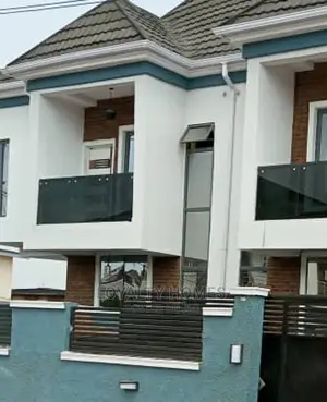 3bdrm Duplex in Off Agbe Road, Abule Egba for Sale