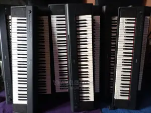 Pianos, Keyboards Yamaha Np 11, 12, 30, 32.