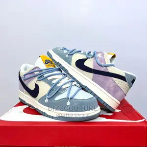 Original NIKE SB DUNK Low Pro Qs SKYBLUE Available in Store