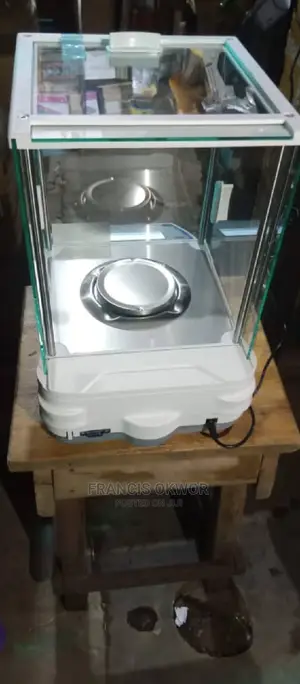 High Precision Analytical Weghing Balance 220*0.0001g