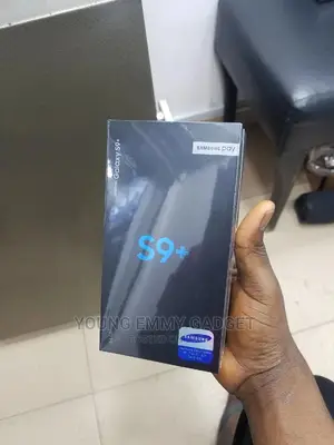 Photo - New Samsung Galaxy S9 Plus 64 GB Black