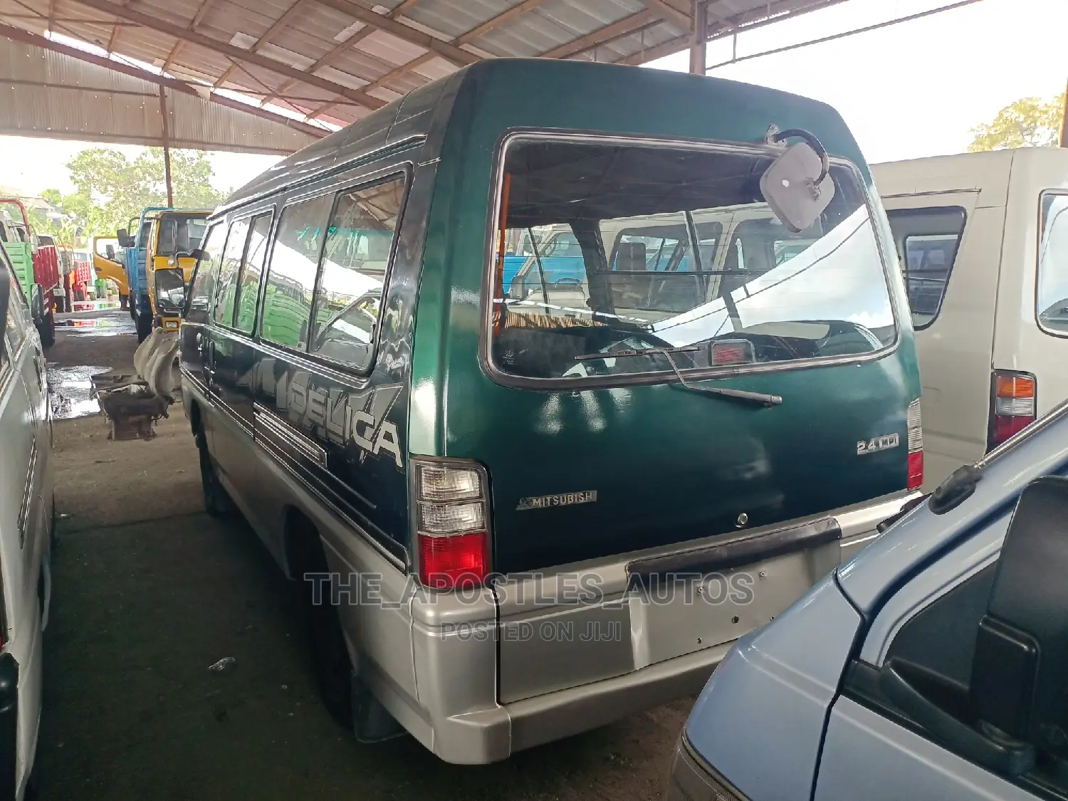 Mitsubishi Delica 2005 Green