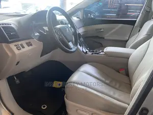 Toyota Venza 2015 Silver