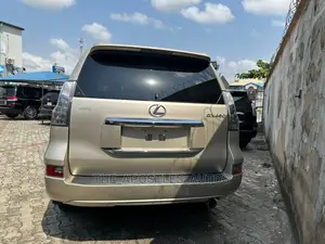 Lexus GX 460 Luxury 2015 Gold