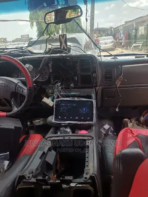 2006 Chevrolet Avalanche Android System