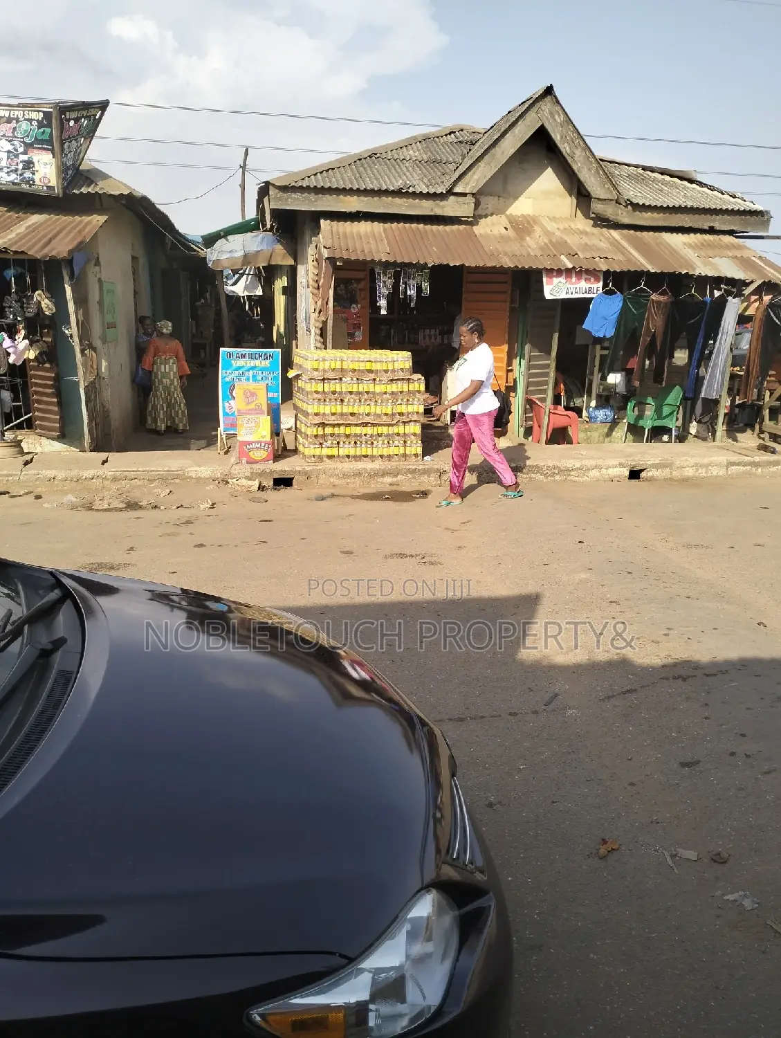 Luck Up Shops at Council Idimu