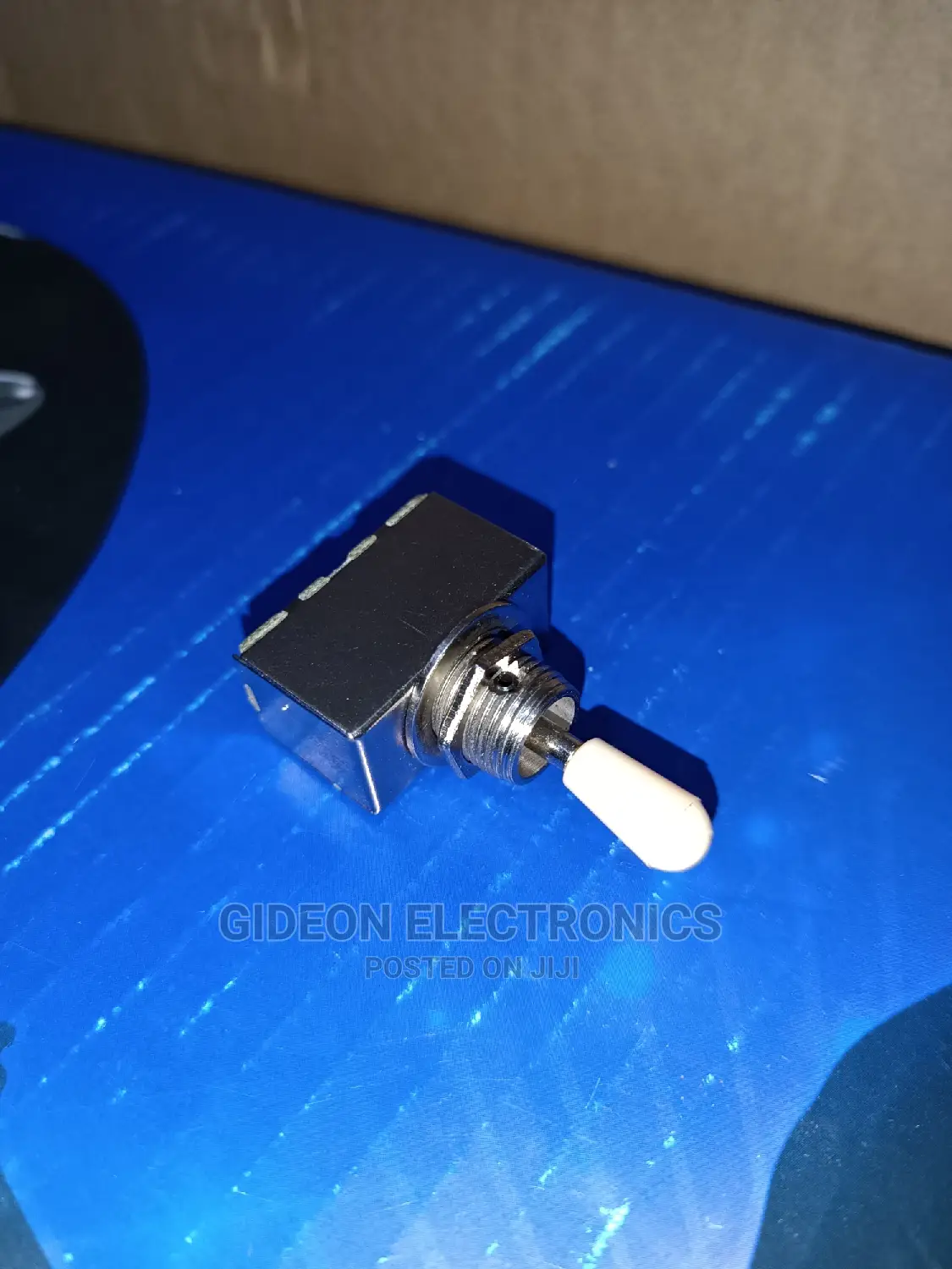 Guitar Tone Selector