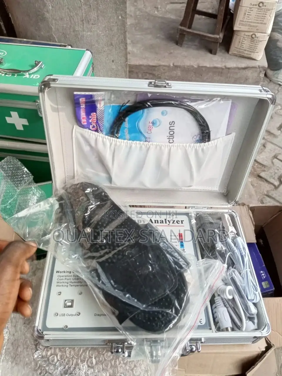 Quantum Analyzer With Massager