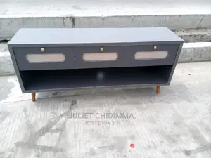 A Quality Tv Shelf