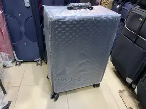 Medium Size Quality Imported Aluminum Frame Traveling Box