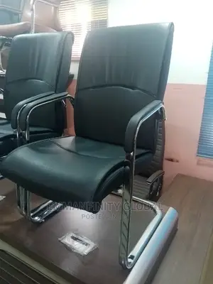 Executive Leather Visitors Chair