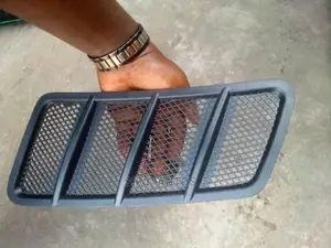 All Type of Mercedes Benz Burnet Grill Are Available