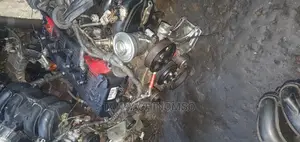 Complete 2tr Engine for Toyota Hilux Prado