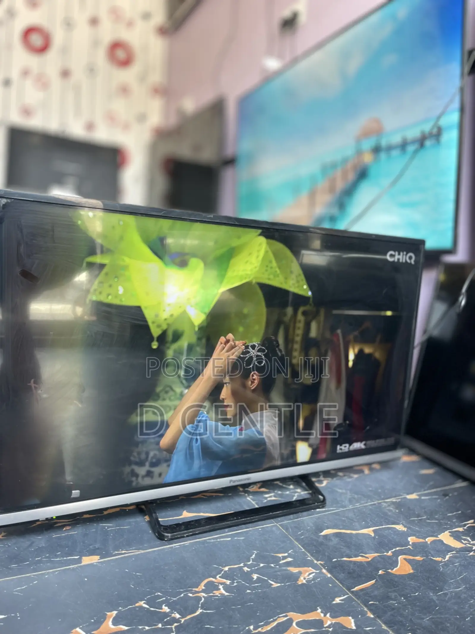 32” Panasonic Firefox Full Smart With Netflix Youtube Cast