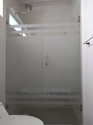 Photo - Swing Door