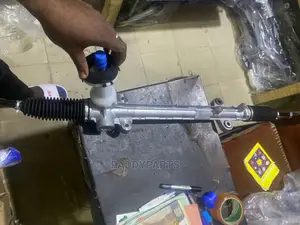 Photo - Hyundai Santa Fe 2015 Steering Rack