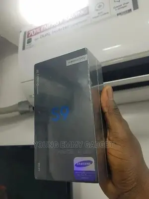 New Samsung Galaxy S9 64 GB Black
