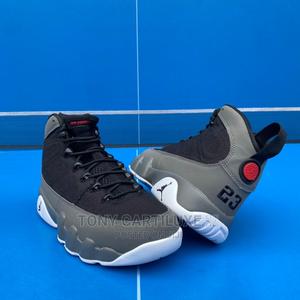 Air Jordan Retro Particle Grey' Men Women Sneakers in Surulere