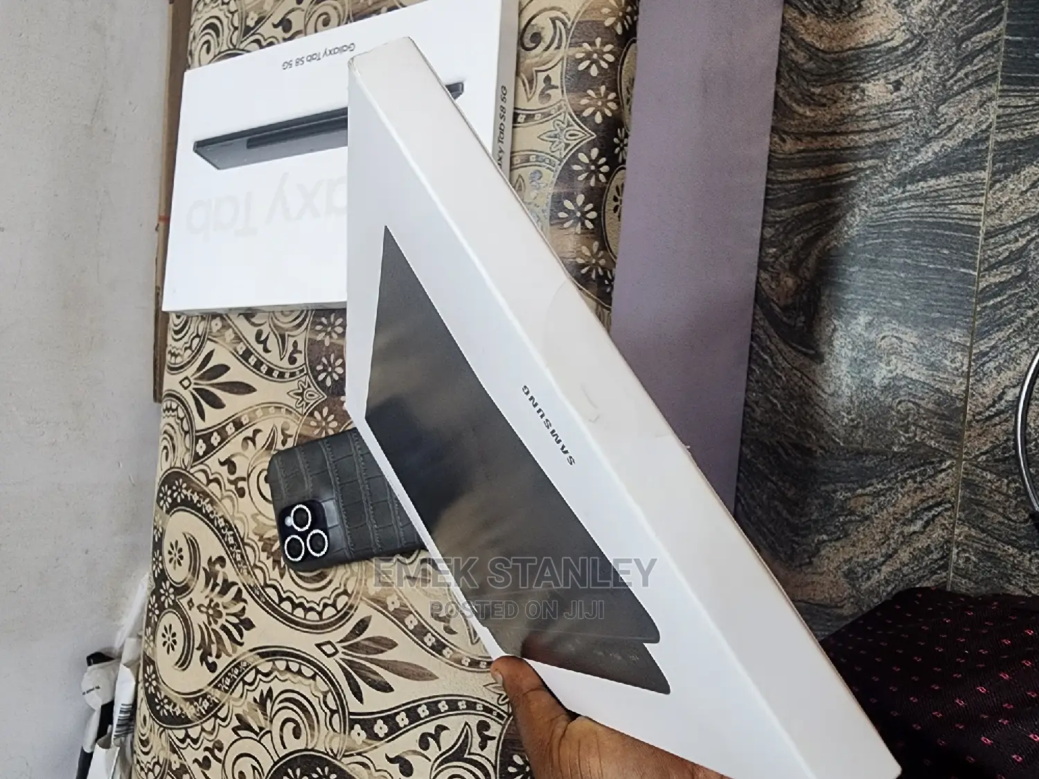 Book Cover Keyboard Slim
Galaxy Tab S8 / Galaxy Tab.S7