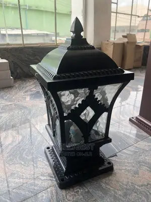Standing Gate Lamp