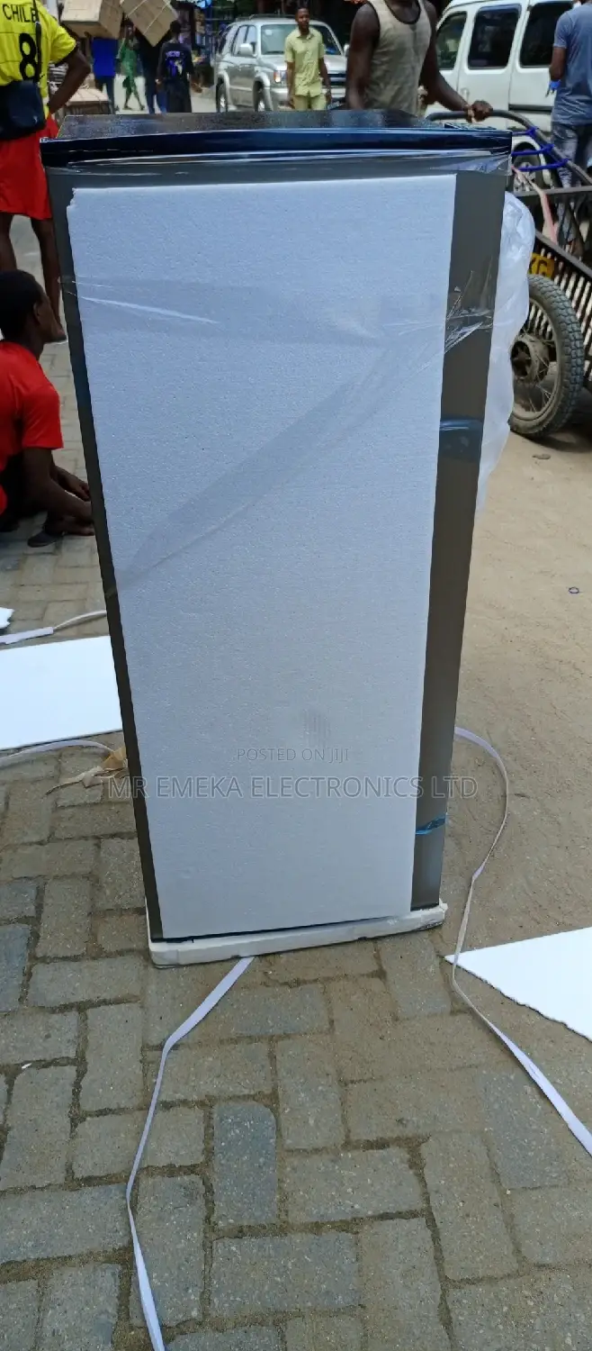 Bruhm Fridge 190L