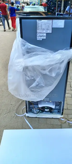 Bruhm Fridge 190L