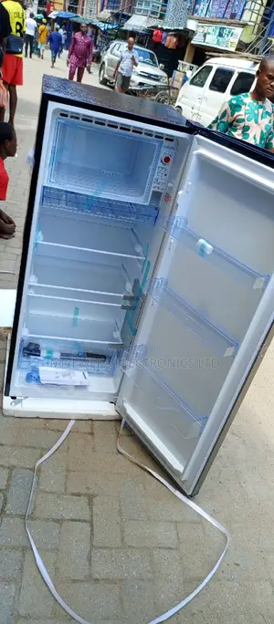Bruhm Fridge 190L