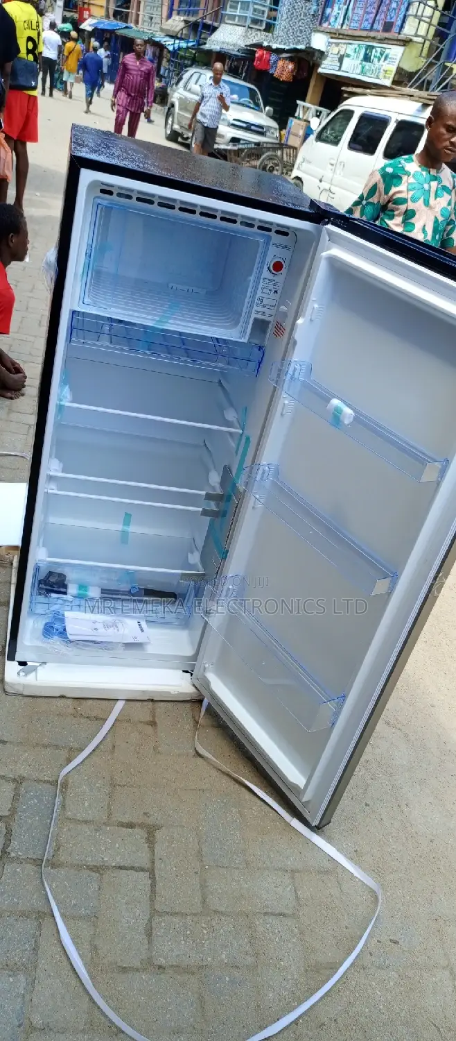 Bruhm Fridge 190L