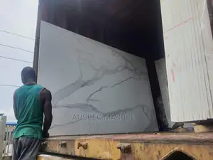 Quartz Marble for Staircase/Kitchen Top Etc