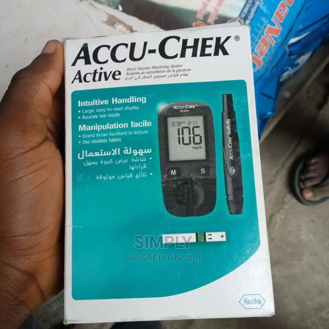 Accu Chek Machine