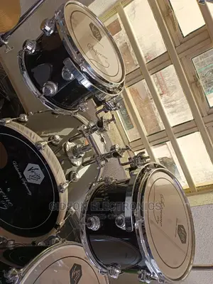 Virgin Supreme Drum Set