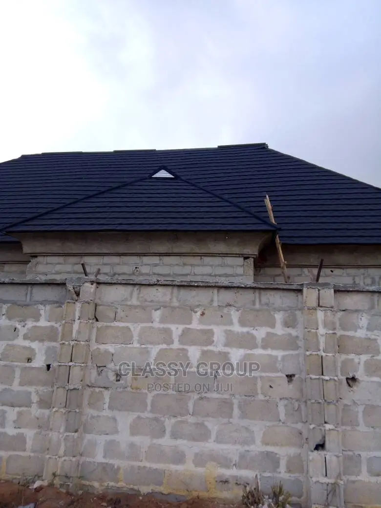 Black Shingle - Classy Stone Coated Roofing Materials