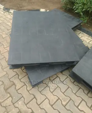 Heavy Duty Flat Pallets