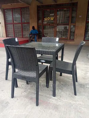 Quality Basket Garden Chairs Set and Table by 4