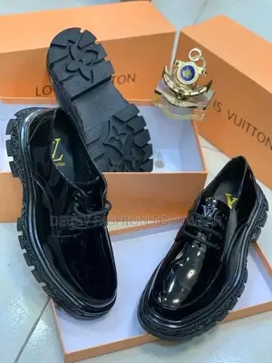 Louis Vuitton High Quality Men Shoe