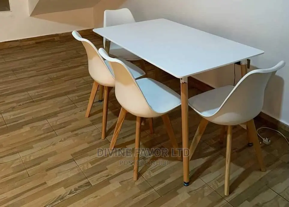 Dining Table and 4 Chairs