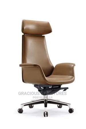 Luxury High Back Executive Swivel Leather Office Chairs. 