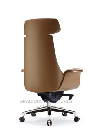 Luxury High Back Executive Swivel Leather Office Chairs. 