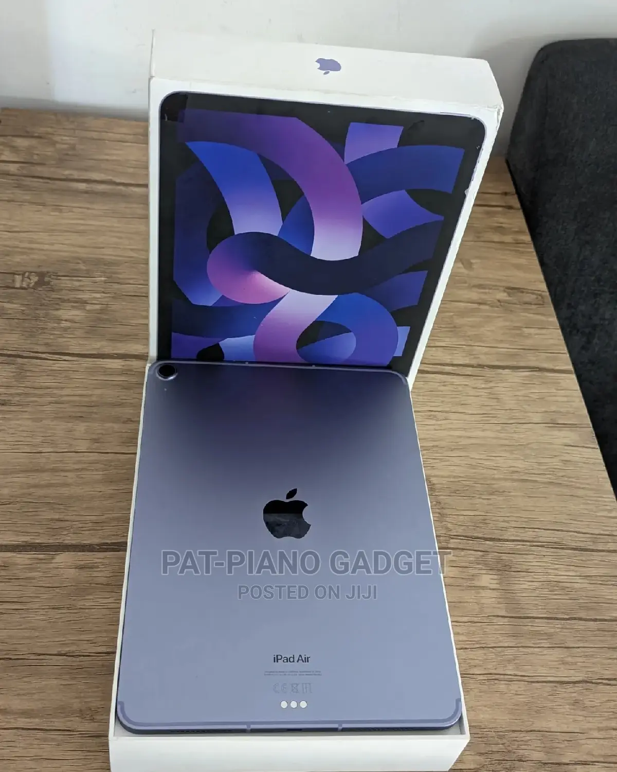 Apple iPad Air (2022) 64 GB Gray