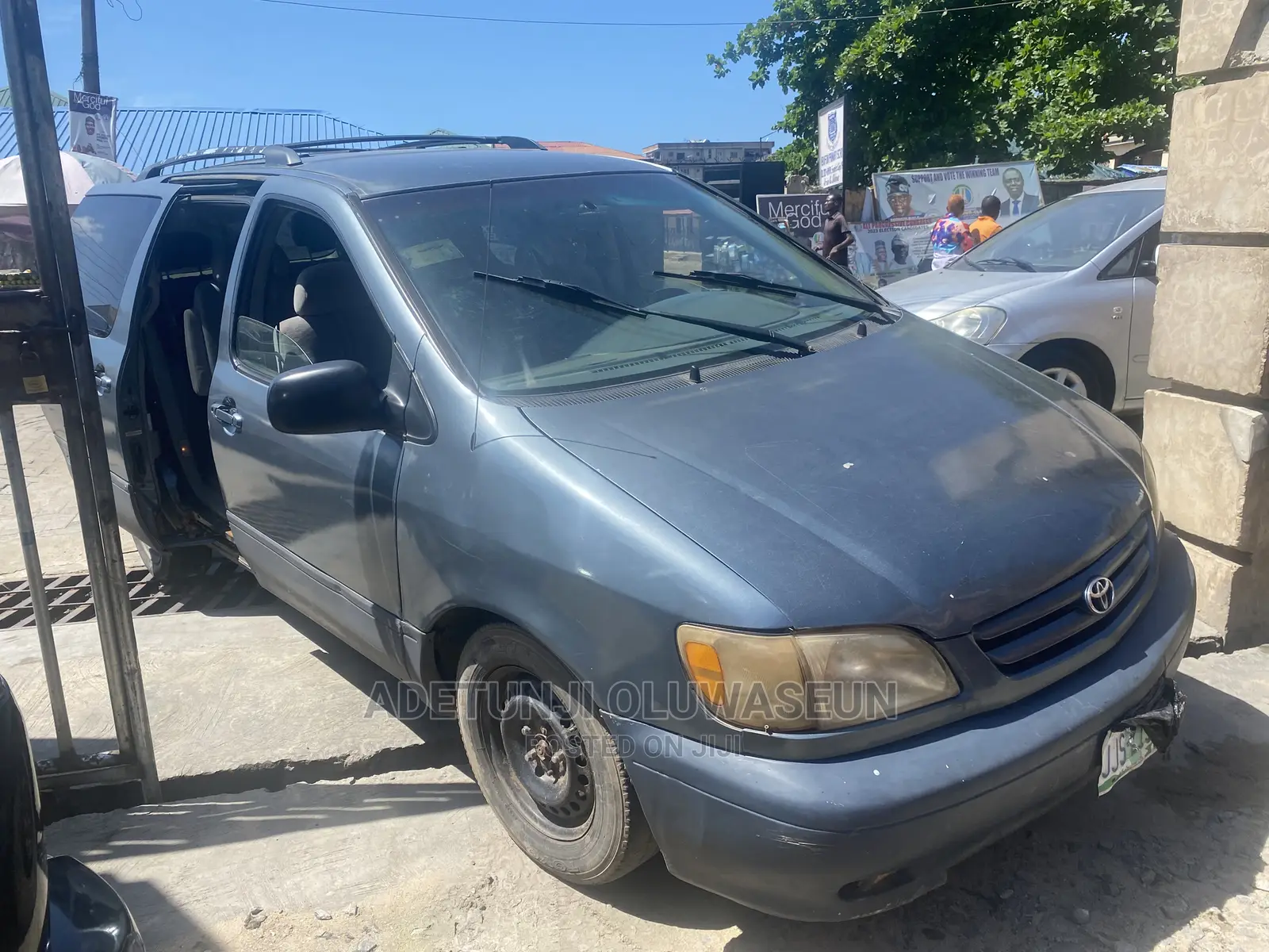 2002 Toyota Sienna LE